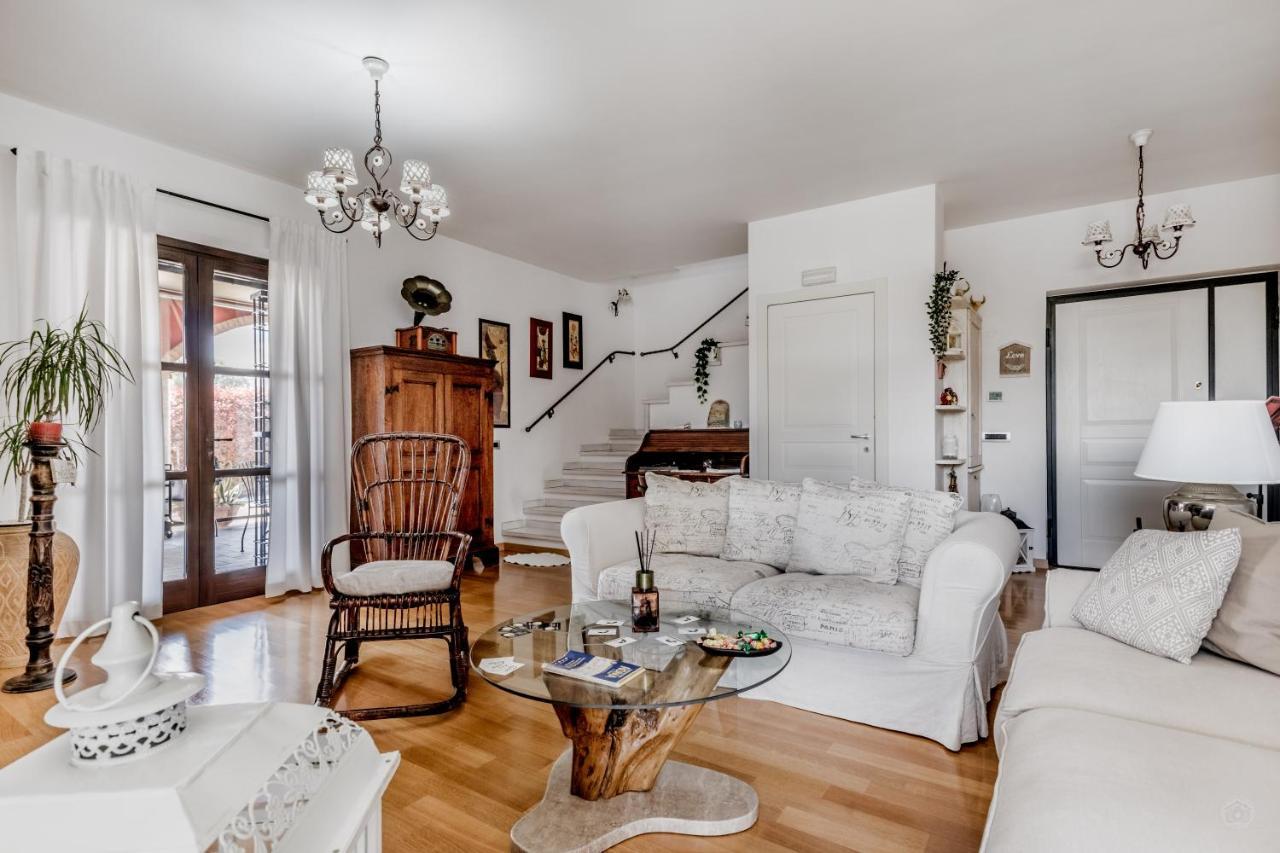 B&B A Casa Di Giulia Guidonia Extérieur photo